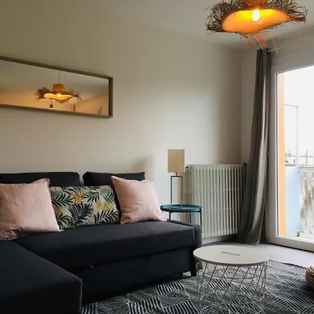 Contemporary Studio With Balcony In Compans Apartment Toulouse